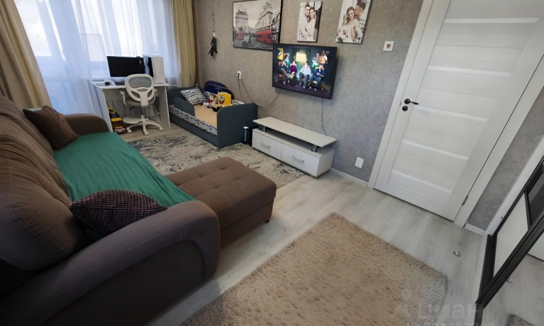 Продажа квартиры 1-комн.<br /> по адресу г. Омск,  пр-кт. Менделеева, 8