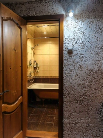 Продажа квартиры 2-комн.<br /> по адресу г. Омск,  ул. РВ-49, 3