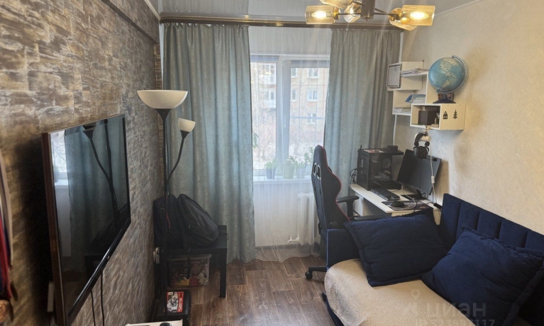 Продажа квартиры 2-комн.<br /> по адресу г. Омск,  ул. Федора Крылова, 6