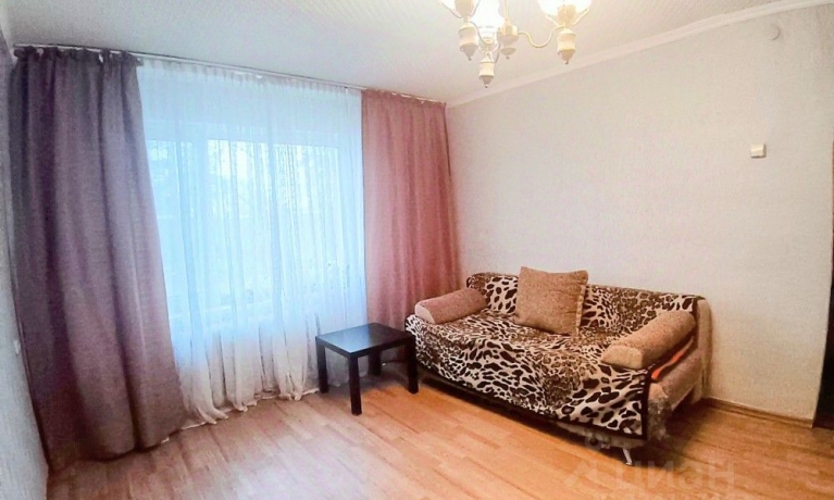 Продажа квартиры 1-комн.<br /> по адресу г. Омск,  мкр. Входной, 19