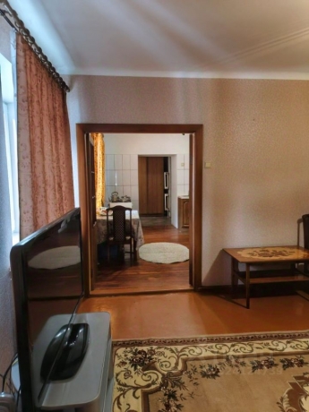 Продажа квартиры 2-комн.<br /> по адресу г. Омск,  ул. РВ-49, 3