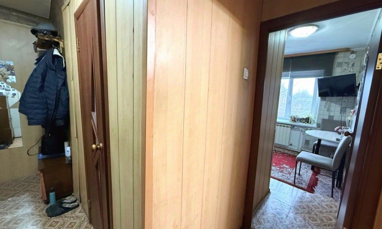 Продажа квартиры 1-комн.<br /> по адресу г. Омск,  ул. Революционная, 20