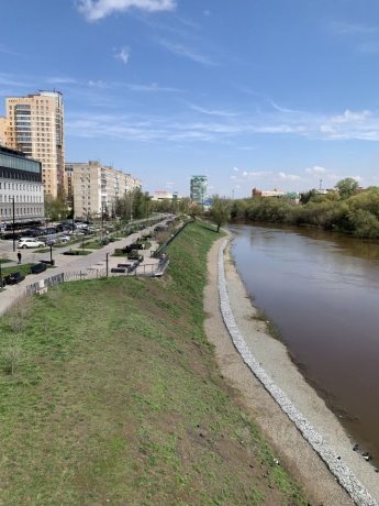 Продажа квартиры 2-комн.<br /> по адресу г. Омск,  ул. Чехова, 3