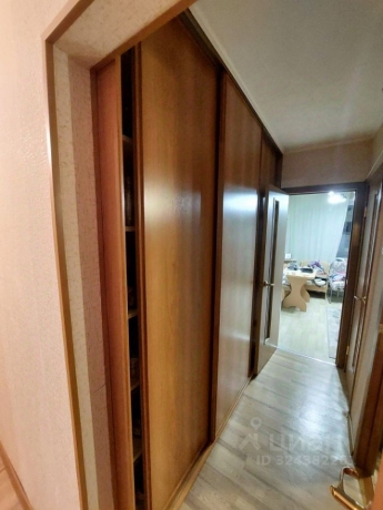 Продажа квартиры 4-комн.<br /> по адресу г. Омск,  пр-кт. Мира, 90