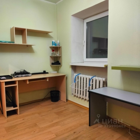 Продажа квартиры 3-комн.<br /> по адресу г. Омск,  ул. Маяковского, 15