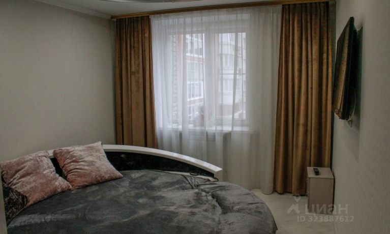 Продажа квартиры 2-комн.<br /> по адресу г. Омск,  ул. Учебная, 152