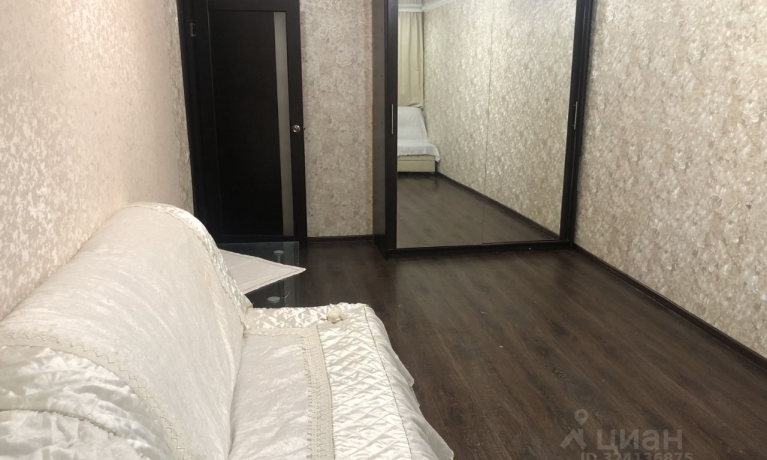 Продажа квартиры 2-комн.<br /> по адресу г. Омск,  ул. Карбышева, 10