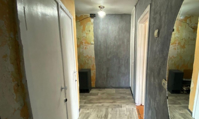 Продажа квартиры 2-комн.<br /> по адресу г. Омск,  ул. В.Ф.Маргелова, 181