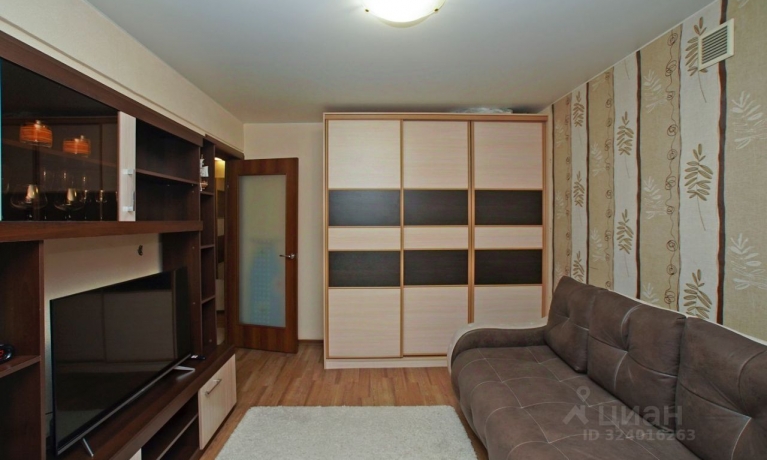 Продажа квартиры 1-комн.<br /> по адресу г. Омск,  ул. 2-я Учхозная, 4 к1