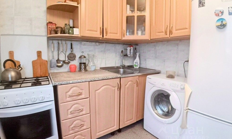 Продажа квартиры 1-комн.<br /> по адресу г. Омск,  мкр. Входной, 19