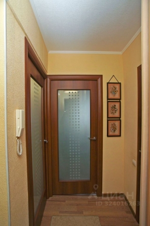 Продажа квартиры 1-комн.<br /> по адресу г. Омск,  ул. 2-я Учхозная, 4 к1