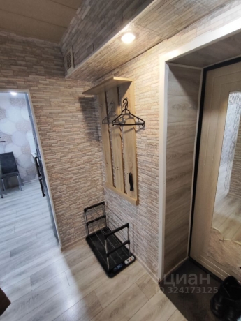 Продажа квартиры 2-комн.<br /> по адресу г. Омск,  пр-кт. Космический, 18