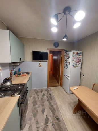 Продажа квартиры 4-комн.<br /> по адресу г. Омск,  пр-кт. Мира, 90