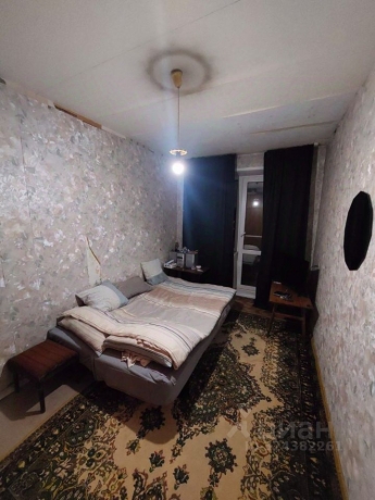 Продажа квартиры 4-комн.<br /> по адресу г. Омск,  пр-кт. Мира, 90