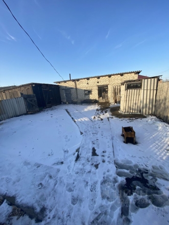 Продажа дома<br /> по адресу с. Алексеевка, Кормиловский р-н, с. Алексеевка, ул. Центральная, 5