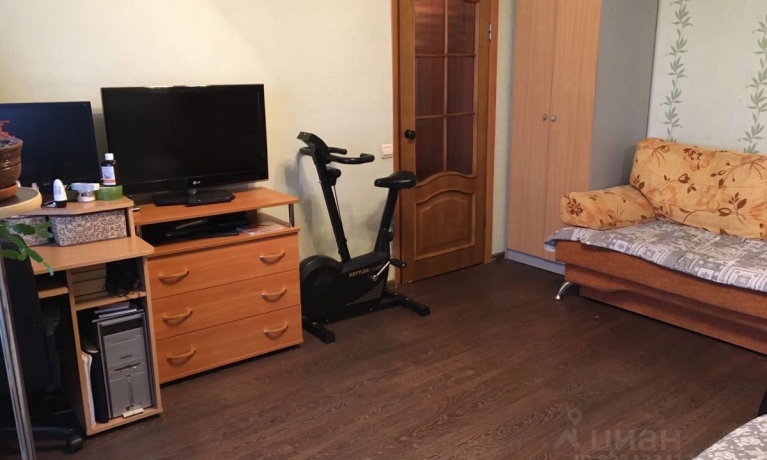 Продажа квартиры 1-комн.<br /> по адресу г. Омск,  мкр. Входной, 26