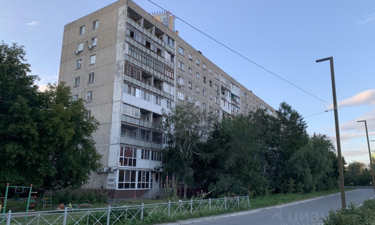 Продажа квартиры 2-комн.<br /> по адресу г. Омск,  ул. Чехова, 3