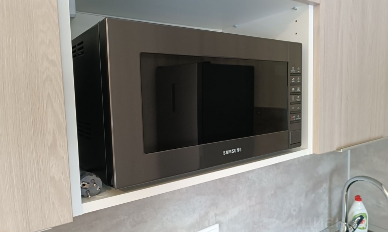 Продажа квартиры 1-комн.<br /> по адресу г. Омск,  ул. 24-я Северная, 218 к1