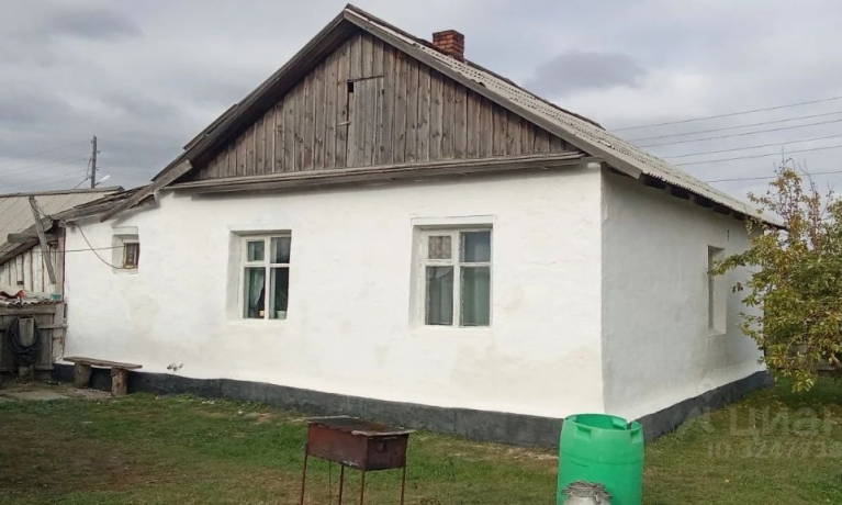 Продажа дома<br /> по адресу с. Александровка, Нововаршавский р-н, с. Александровка, ул. Береговая