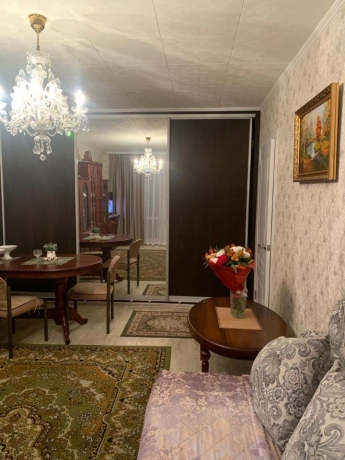 Продажа квартиры 1-комн.<br /> по адресу г. Омск,  ул. 24-я Северная, 218