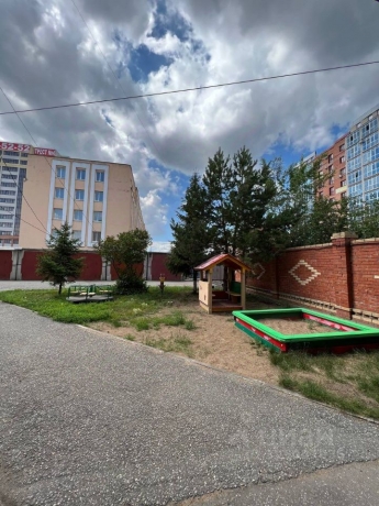 Продажа квартиры 4-комн.<br /> по адресу г. Омск,  ул. Октябрьская, 206