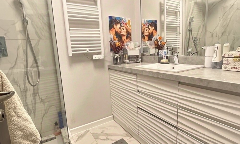 Продажа квартиры 4-комн.<br /> по адресу г. Омск,  ул. Транссибирская, 6