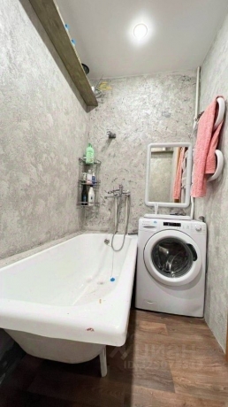 Продажа квартиры 2-комн.<br /> по адресу г. Омск,  ул. Иртышская Набережная, 12