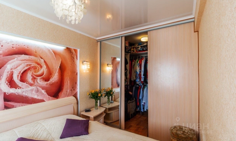 Продажа квартиры 2-комн.<br /> по адресу г. Омск,  ул. Круговая, 8