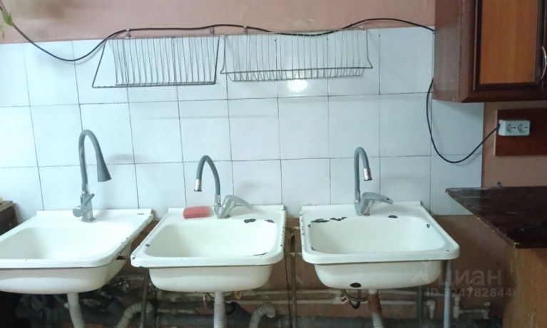 Продажа комнаты<br /> по адресу г. Омск,  пр-кт. Космический, 22