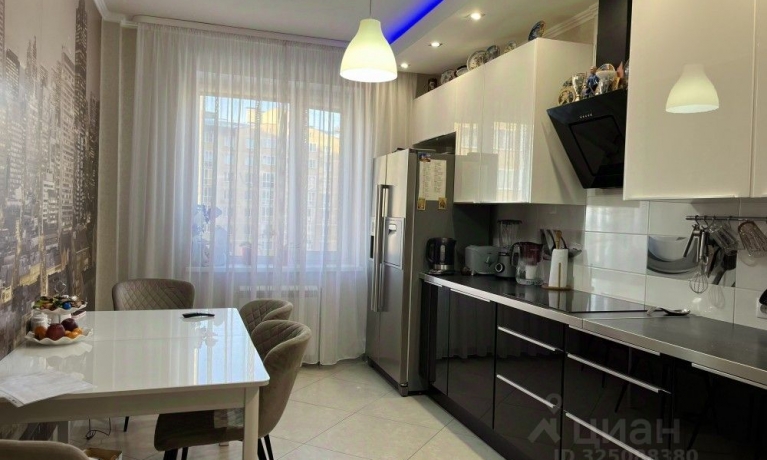 Продажа квартиры 4-комн.<br /> по адресу г. Омск,  ул. Транссибирская, 6