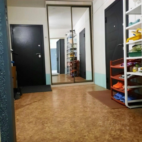 Продажа квартиры 2-комн.<br /> по адресу г. Омск,  пр-кт. Сибирский, 45/1