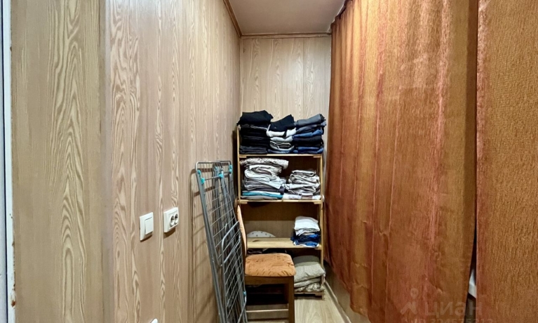 Продажа квартиры 2-комн.<br /> по адресу г. Омск,  ул. Карбышева, 6