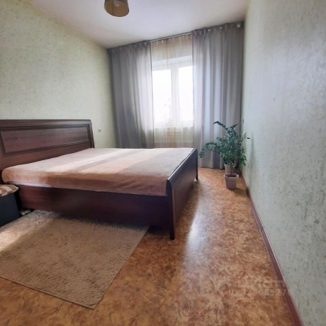 Продажа квартиры 2-комн.<br /> по адресу г. Омск,  пр-кт. Сибирский, 45/1