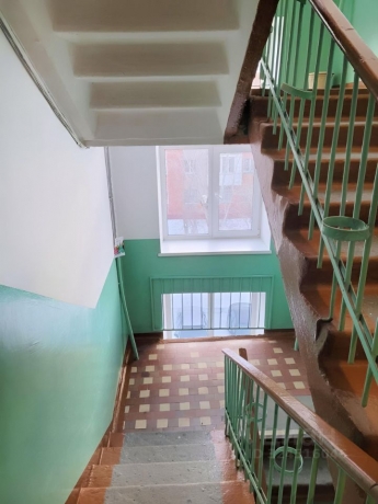 Продажа квартиры 2-комн.<br /> по адресу г. Омск,  ул. А.Маркова, 2