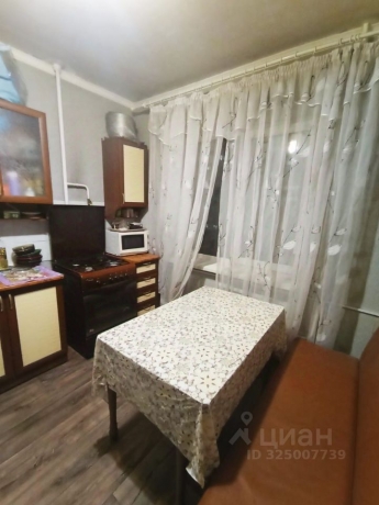 Продажа квартиры 2-комн.<br /> по адресу г. Омск,  ул. Крыловская, 23/1