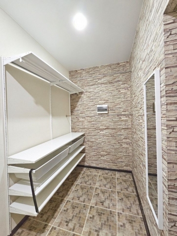 Продажа квартиры 1-комн.<br /> по адресу г. Омск,  б-р. Архитекторов, 23