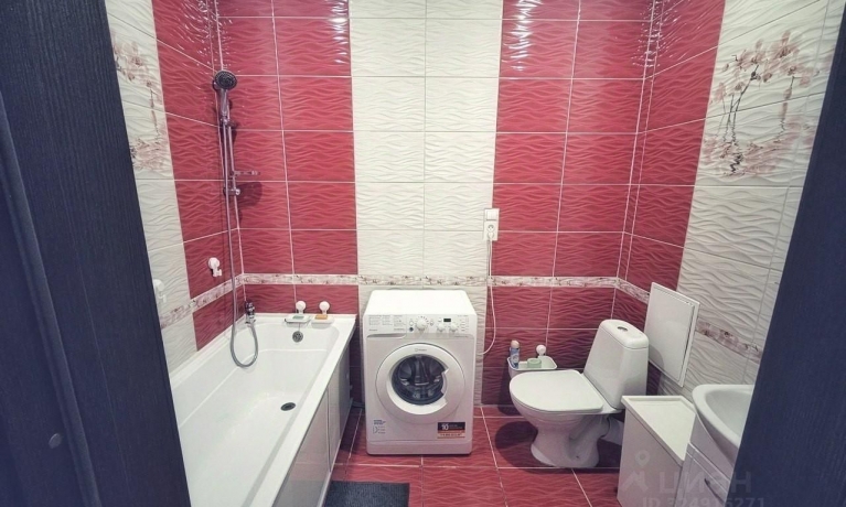 Продажа квартиры 1-комн.<br /> по адресу г. Омск,  б-р. Архитекторов, 23