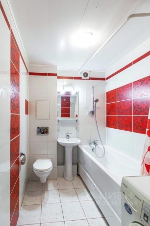 Продажа квартиры 2-комн.<br /> по адресу г. Омск,  ул. Круговая, 8