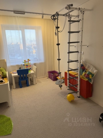 Продажа квартиры 4-комн.<br /> по адресу г. Омск,  ул. Сулеймана Стальского, 12