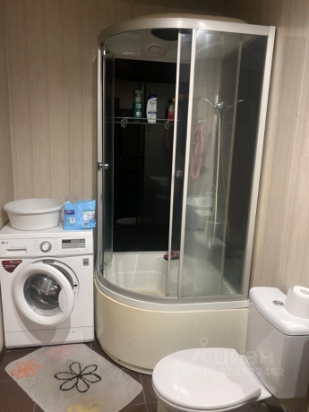 Продажа квартиры 2-комн.<br /> по адресу г. Омск,  ул. 10 лет Октября, 111 к1