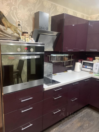 Продажа квартиры 2-комн.<br /> по адресу г. Омск,  ул. 10 лет Октября, 111 к1