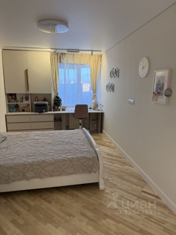 Продажа квартиры 4-комн.<br /> по адресу г. Омск,  ул. Сулеймана Стальского, 12