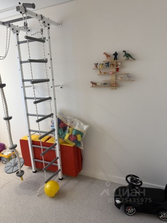 Продажа квартиры 4-комн.<br /> по адресу г. Омск,  ул. Сулеймана Стальского, 12