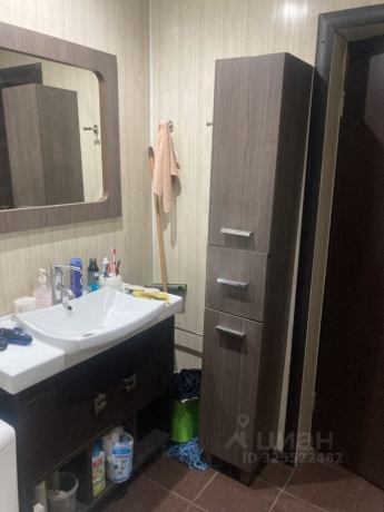 Продажа квартиры 2-комн.<br /> по адресу г. Омск,  ул. 10 лет Октября, 111 к1