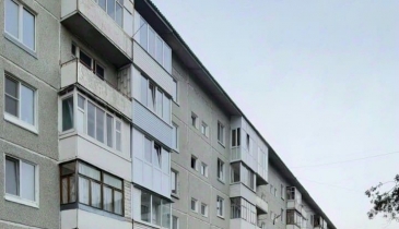 г. Омск,  ул. Дмитриева, 13 к8