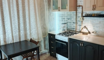 г. Омск,  ул. 21-я Амурская, 43