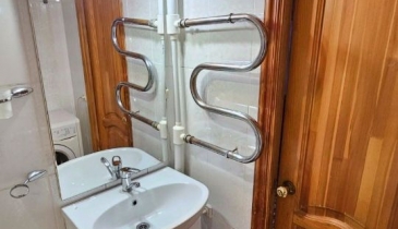 г. Омск,  ул. Полторацкого, 52