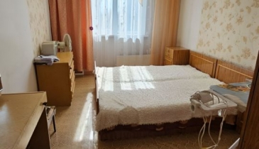 г. Омск,  ул. Полторацкого, 52