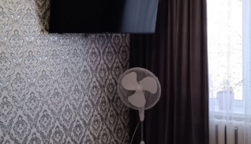 рп. Павлоградка, рп. Павлоградка, ул. Целинная, 8