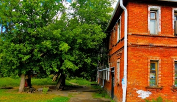 г. Омск,  ул. 20 лет РККА, 236